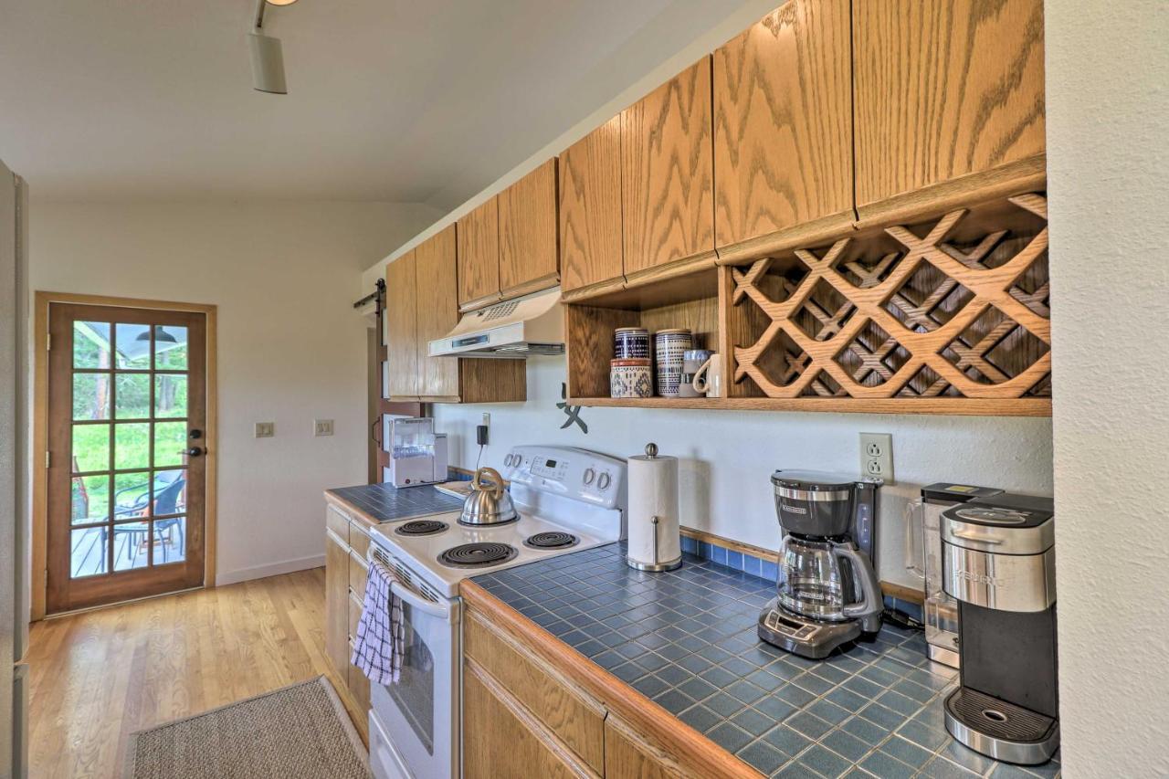 Montana Cottage Easy Drive To Glacier Natl Park! Columbia Falls Bagian luar foto